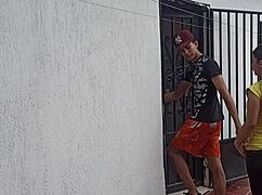 mi hermanastra colombiana me enseñó ejercicio y tuvimos sexo