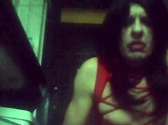 Tranny enjoys solo time with toys