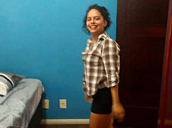 argentinian novinha ninfetinha ela baez seeks brazilian studs