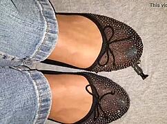 Watch This Intimate Milf On Webcam In Fetish Show!