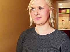 Intense freeze fetish with redhead Lizzy Lamb as fuck doll