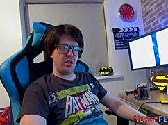 Real newbie rides nerds dick in tricked british reality