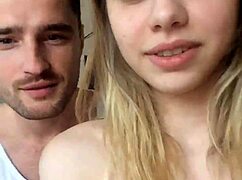 Modelo Tirando Fotos - Alexandra Smelova