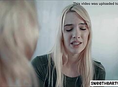 Young assistant gets munched by boss in office lesbian sex