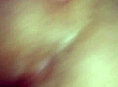 metiendole la verga a la puta de mi esposa