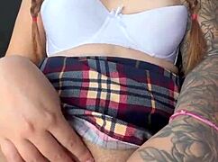 Taxista takes advantage of girl without fare money