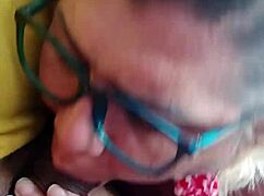 mama gostosa gives blowjobs in barra funda again