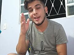 i flakael acept to do gay porn, will it be a negao or a branquinho?