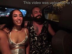 getting ready in public on praia grande who will fuck my ass