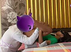 Hei Brenda, gata să-ți debutezi fundul strâmt de adolescentă 18+ în acest casting peruvian?