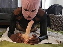 fuck my throat deep and sloppy 😈