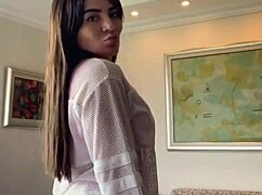 Mayra gets a big tribute with her tits and ass