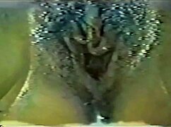 Asian amateur slut handles big dildo in wild public play