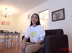 超元気な小柄アジア系美女にガッツリ中出し - ハーモニー 1