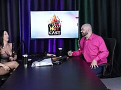 o lugar mais estranho que transou foi com um coroinha no confessionário da igreja e também já gravou no cemitério - paulo avelar tiv models sheer red