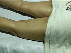 Indian Lady Enjoying Full Body Massage! Amateur Close Up!