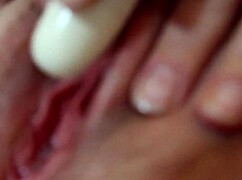 amateur wife betty belle plays with anal dildos