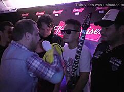 ninguno mariposa suicida rips clothes in gay pornstar scene.