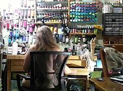 pinklippedprincess says, let's play with toys tonight