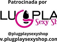 Latina milf dances and cums with her friend