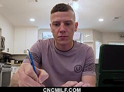 Lucky Guest Gets To Freeuse The Home Owners Wife