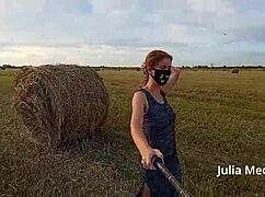 Juli smith meow flashes pussy in public field