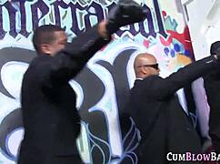 I suck big black cocks in blowbang