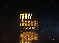 Torcedora Safada Went To The Park To Show Off And Came Hidden Outdoors With Fear - Mary Jhuana