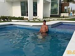 Day off para produtora mexicana mas com gravacao de conteudo para o canal assista completo no red e sem cortes