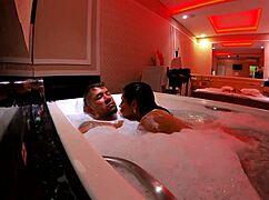 morena natzinha craves anal with mr matusalem in water