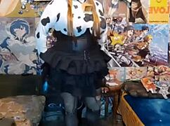 una vaquita caliente in costume pt1