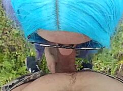 A vulgar student performs blowjob in public park