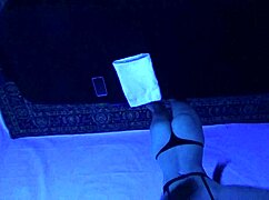 gigi breeze enjoys blacklight massage top 1