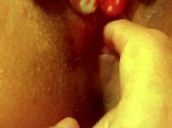 Tocandome rico, teen 18+ masturbates to orgasm in sexy amateur sex