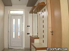 Offline Erotica with Blonde Kiara Lord