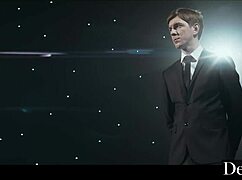 Mia Melano Proves Her Talents On Stage