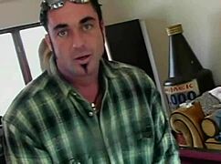 Chantez seduces her with hot tongue for outdoor fucking