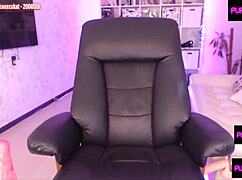 Cutest Kitty-Slut Enjoys Huge Dildo Sucking!