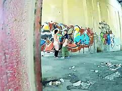 Cuando Una Pared De La Calle Sirve Para Follar Bien Duro