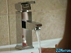 Brunette Babe Tugs for Facial Cumshot!