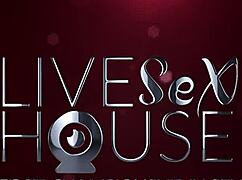 Cindy Crawford Bathing Intriguingly Before Sex Championship