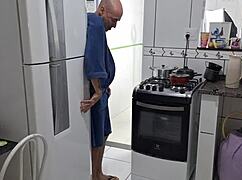 Masturbating While Watching Stepson Use The Bathroom In USA Amateur Fetish