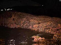 novinha se masturbando na praia até squirting orgasm on big ass.