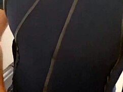 Mamador de Boca nas Picas no Banheiro do Metrô