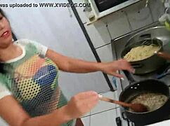 Sarah Rosa Cozinha Sexy Macarrão Sensual!