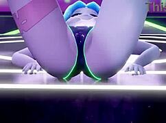 Mantis Fucks Rebecca Anal