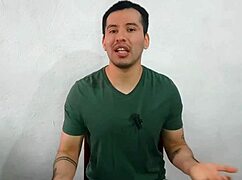 Joven Virgen Feels Nervous Giving Oral To Muscular 21cm Workmate In Office Almost Caught