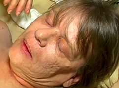 birgit squeezes the last drop from jürgen