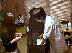 asian teen in gogo massage reluctant to cum from vibrator?