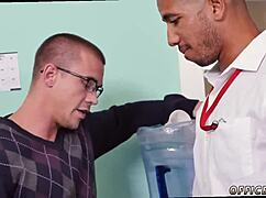 Young gay blowjob in japan class 😏